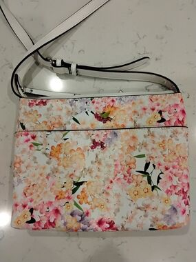 3 For $10 - Dana Buchman Floral Crossbody in White with Pink, Peach & Lavender